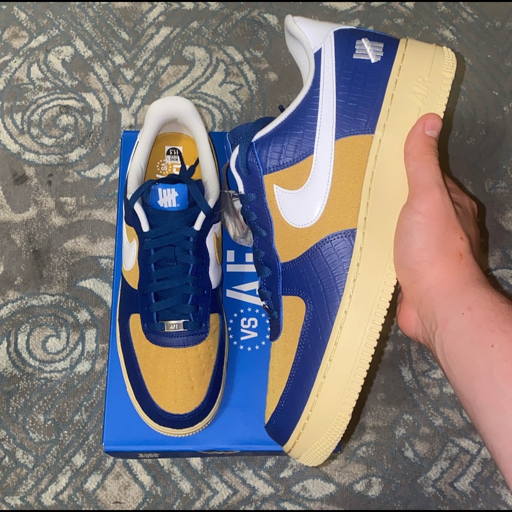Nike Air Force 1 x Undefeated "5 On It" Size 11.5